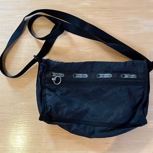 Vintage LeSportSac Crossbody Bag Black Nylon